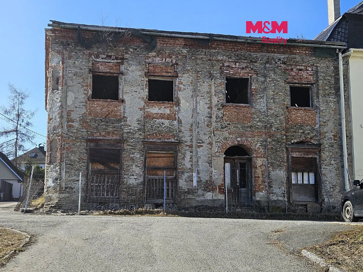 Prodej rodinného domu 200 m², pozemek 450 m²