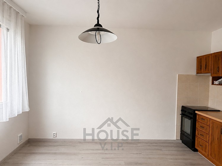 Квартира 2+kk в оренду, 37 м² (11 з 18)