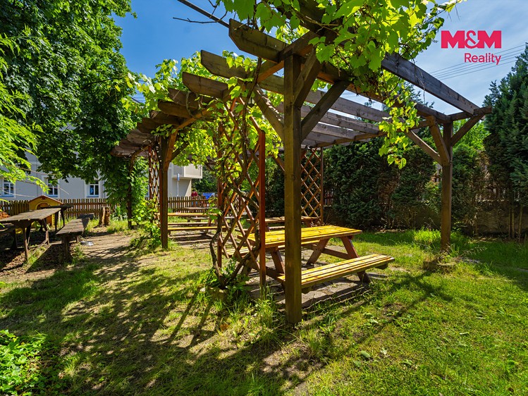 Prodej komerčního prostoru, 350 m² (24 z 30)