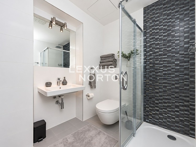 Pronájem bytu 2+kk, 48 m² (7 z 8)