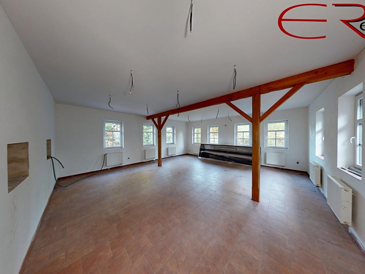 Prodej komerčního prostoru, 780 m² (11 z 26)
