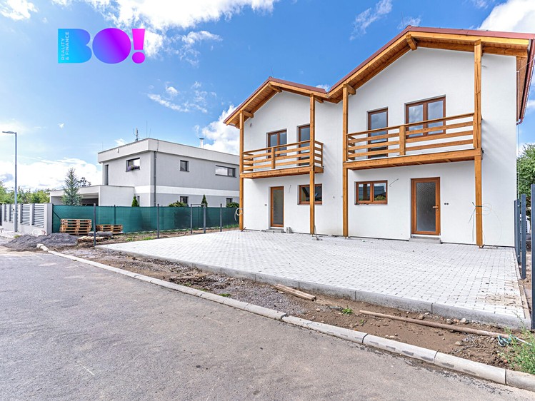 Pronájem domu, 102 m² (1 z 17)
