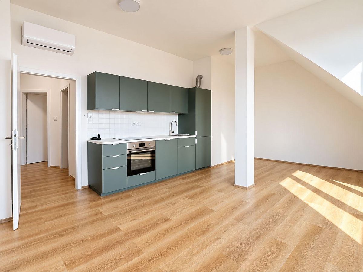 Pronájem bytu 2+kk 62 m² – fotografie 5