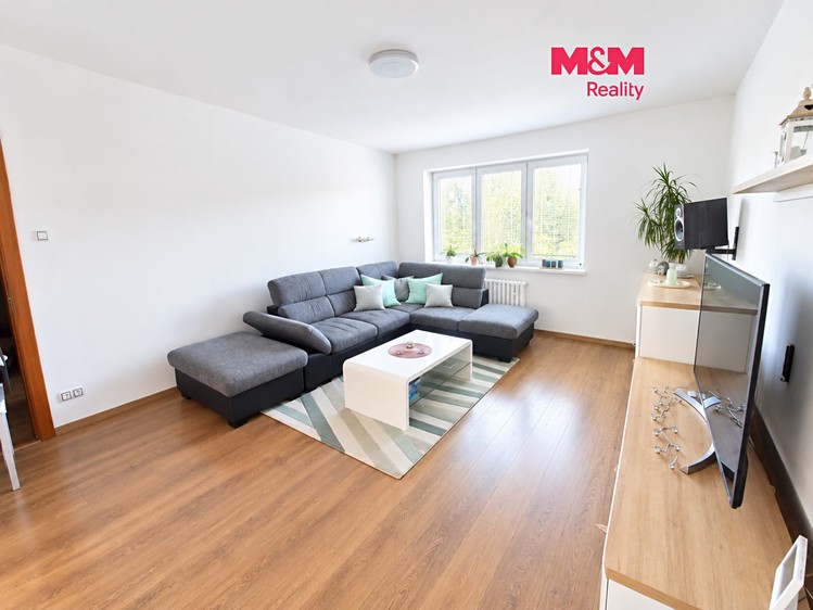 Prodej bytu 3+1, 73 m² (1 z 8)