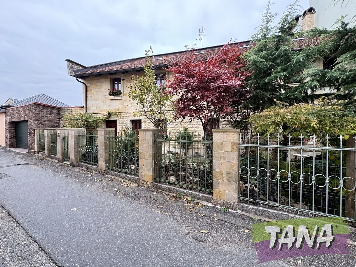 Prodej vícegeneračního domu 199 m², pozemek 249 m²