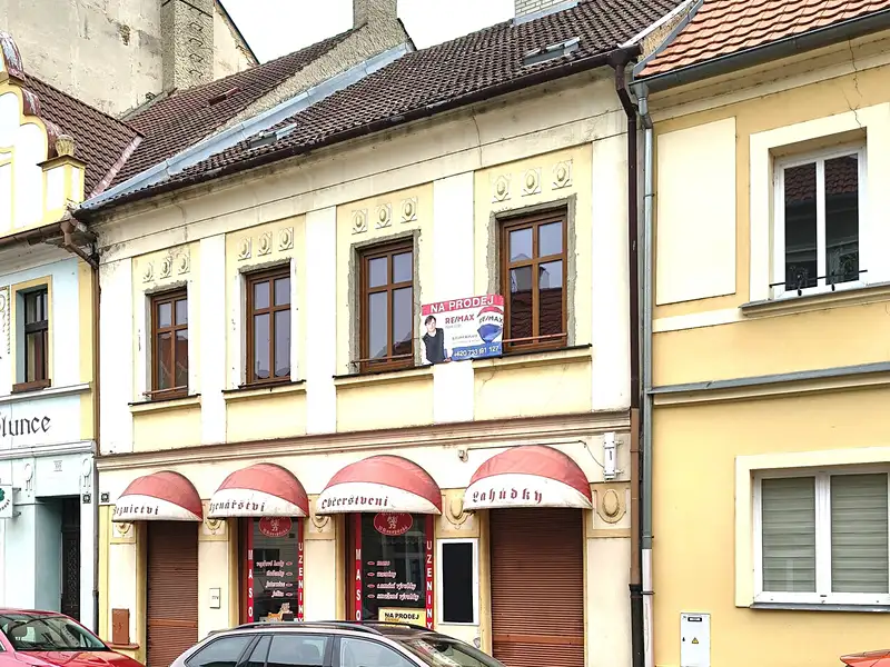 Prodej obchodního prostoru 289 m², Žatec – náhled fotky 1