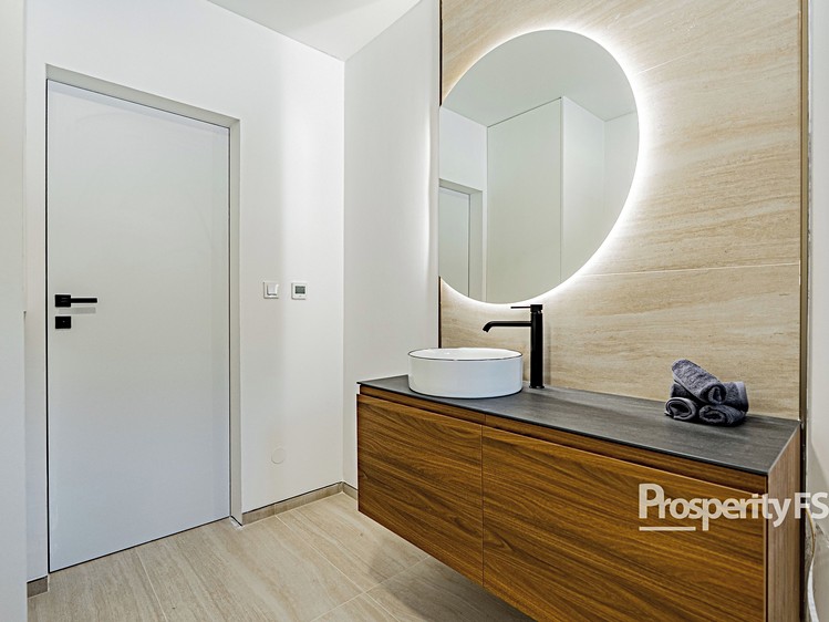 Prodej domu, 97 m² (10 z 26)