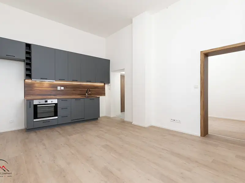 Pronájem bytu 2+kk 37 m², Ostrava – náhled fotky 2