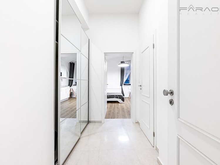 Квартира 1+kk в оренду, 26 м² (6 з 7)