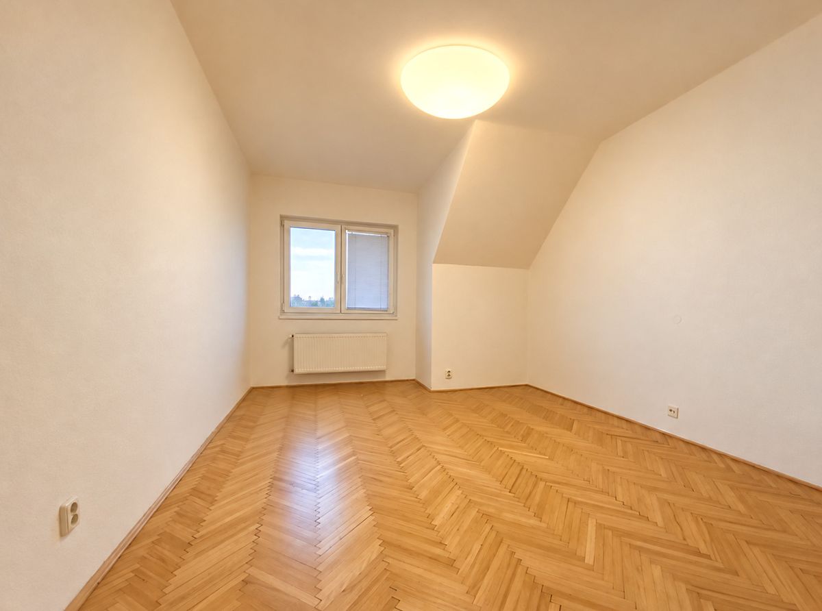 Pronájem bytu 2+kk 52 m²