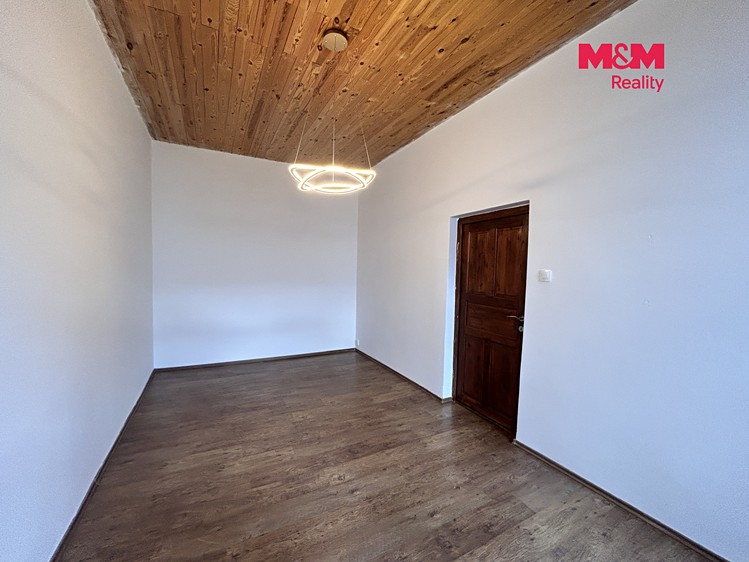 Wohnung 4+1 zur Miete, 89 m² (25 von 30)