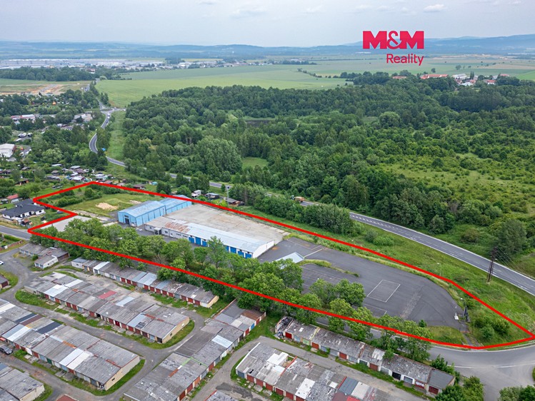 Prodej komerčního prostoru, 17 717 m² (1 z 11)