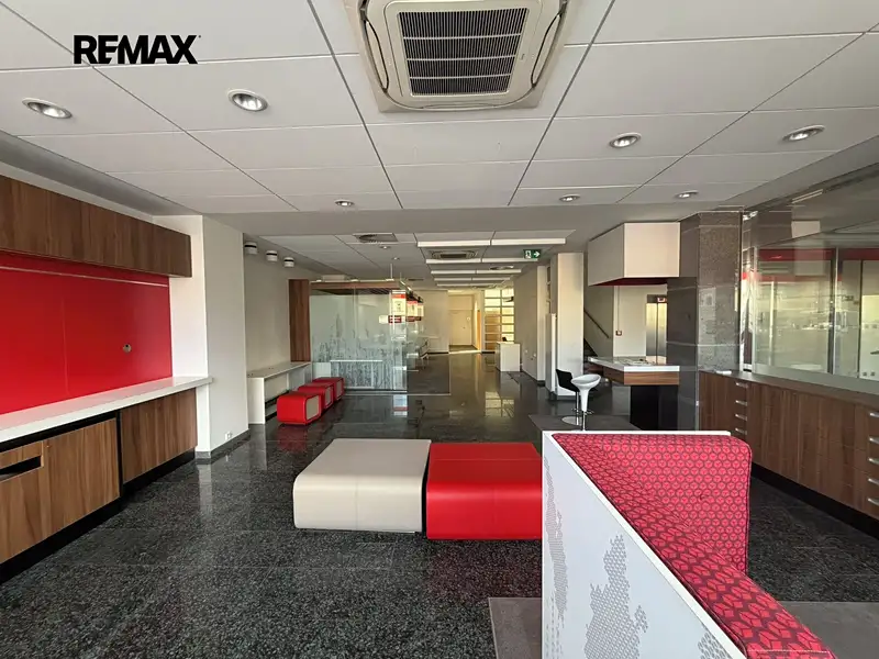 Pronájem obchodního prostoru 198 m², Příbram – náhled fotky 3