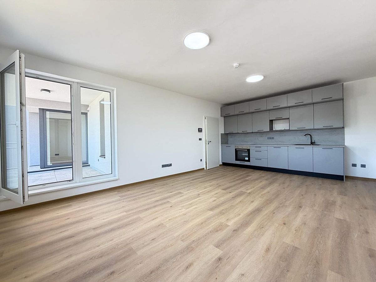 Pronájem bytu 2+kk 48 m²