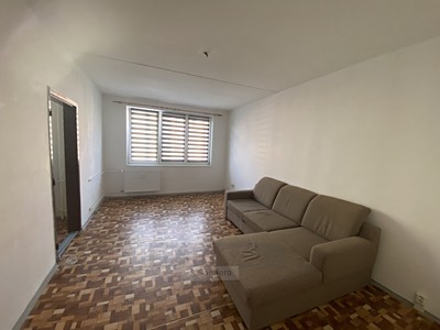 Prodej bytu 3+1, 68 m² (2 z 17)