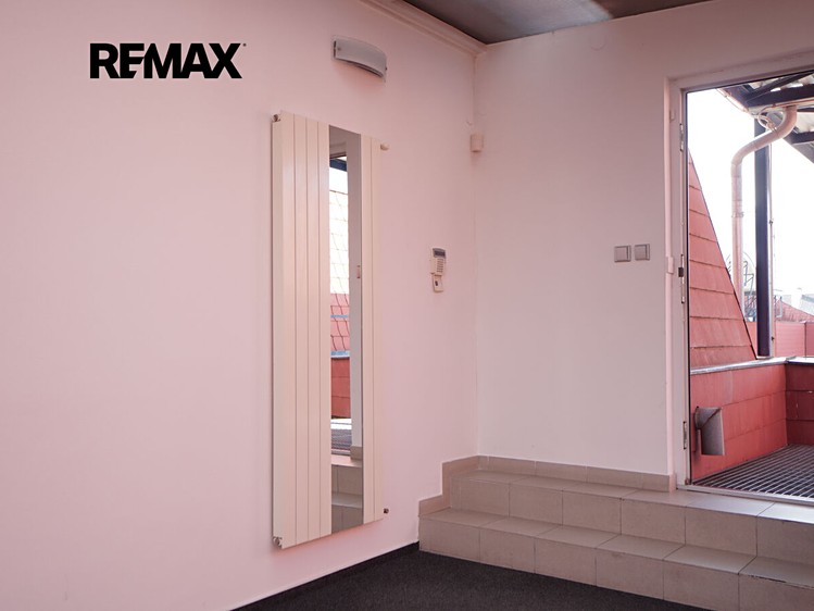 Pronájem komerčního prostoru, 2 299 m² (19 z 31)