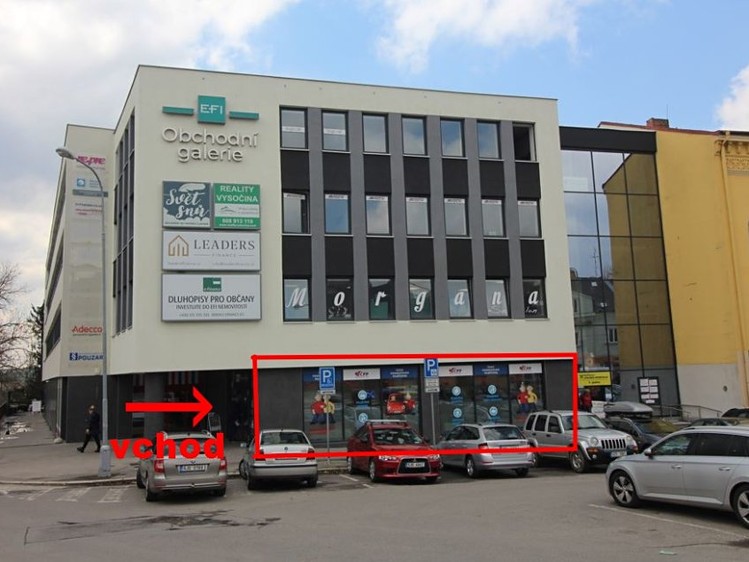 Комерційне приміщення в оренду, 136 м² (1 з 15)