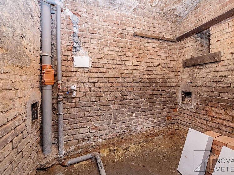 Prodej komerčního prostoru, 99 m² (15 z 20)