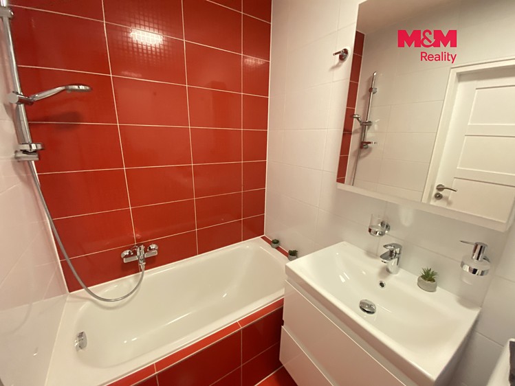Pronájem bytu 3+kk, 71 m² (11 z 22)