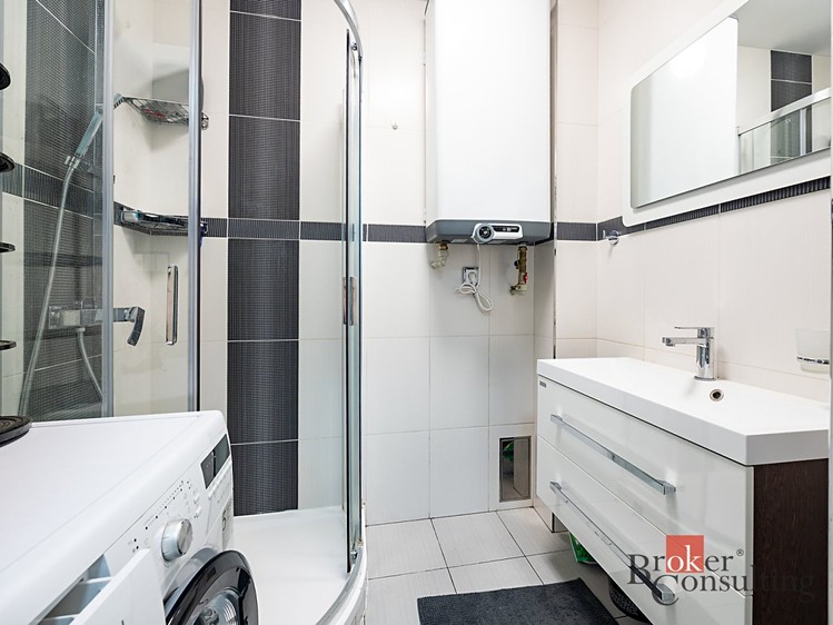 Wohnung 1+kk zum Kauf, 35 m² (7 von 12)