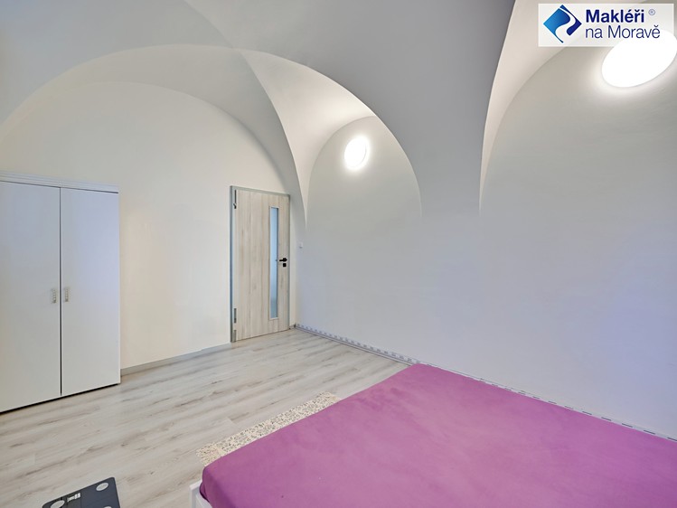 Будинок на продаж, 240 м² (8 з 38)