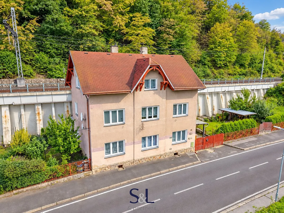 Prodej rodinného domu 233 m², pozemek 447 m²