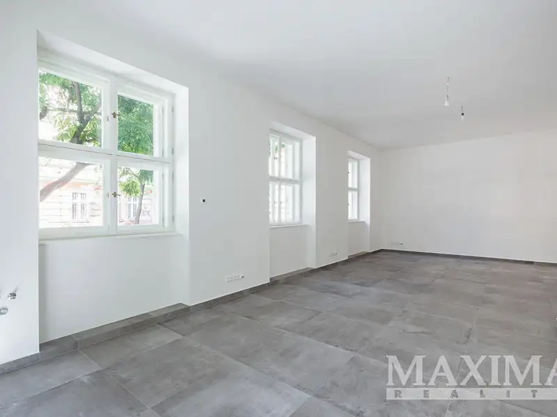 Prodej obchodního prostoru 53 m², Praha – náhled fotky 1