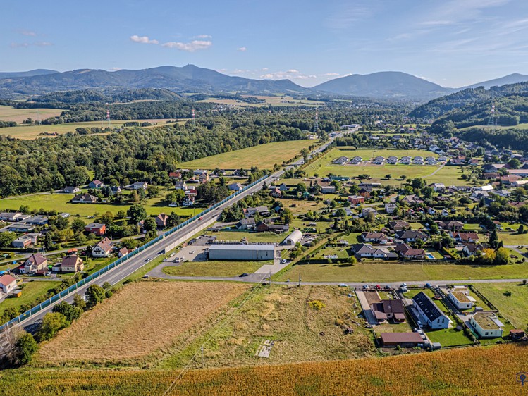 Prodej pozemku, 1 065 m² (1 z 8)