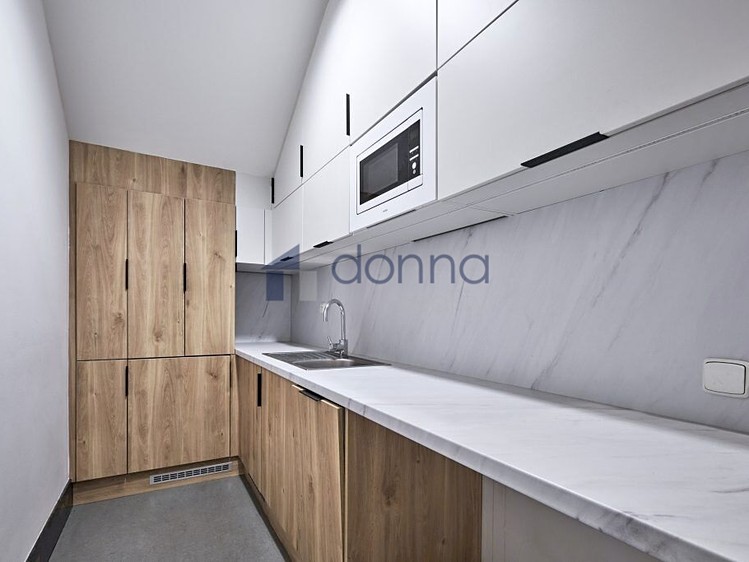 Pronájem komerčního prostoru, 212 m² (7 z 13)
