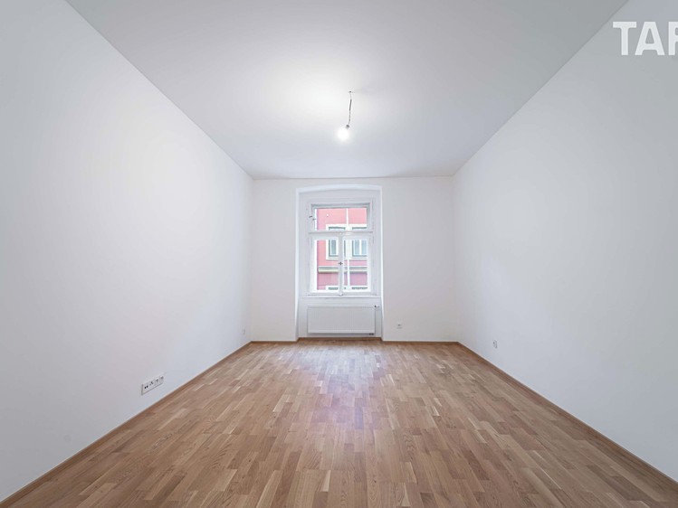 Prodej bytu 1+1, 46 m² (3 z 15)