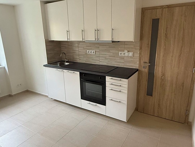 Wohnung 2+1 zur Miete, 50 m² (2 von 14)