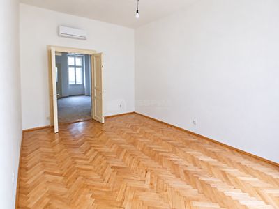 Pronájem bytu 1+1 50 m²