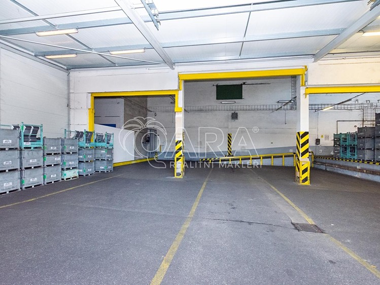 Gewerbefläche zur Miete, 6.421 m² (16 von 23)