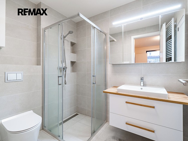 Pronájem bytu 2+kk, 65 m² (4 z 26)