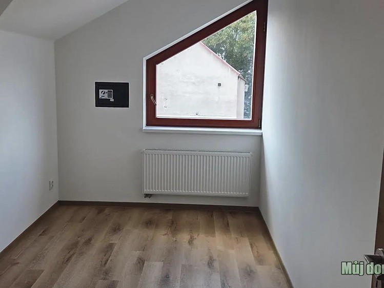 Квартира 2+kk в оренду, 50 м² (2 з 9)