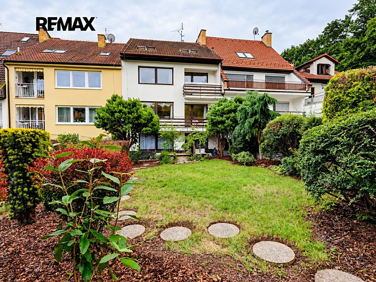 Prodej domu, 297 m² (3 z 39)