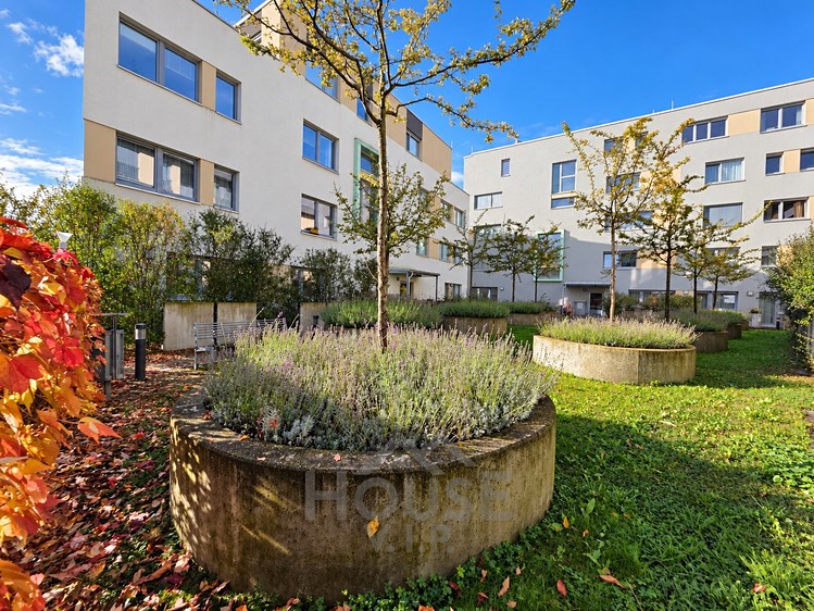 Квартира 2+kk на продаж, 66 м² (28 з 36)