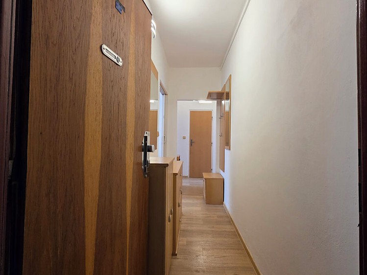 Квартира 2+1 в оренду, 55 м² (6 з 34)