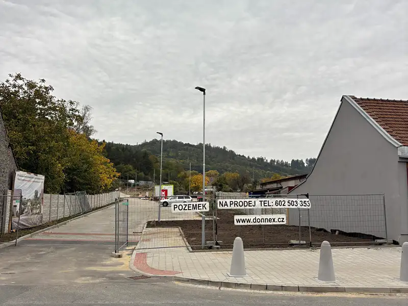 Prodej stavebního pozemku 500 m², Brno – náhled fotky 2