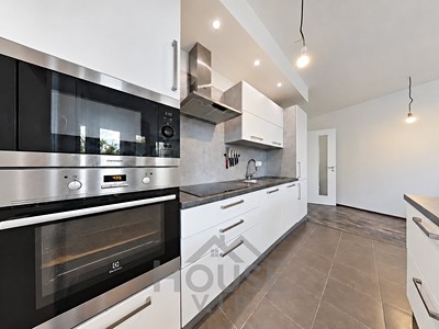 Квартира 2+kk на продаж, 66 м² (2 з 36)