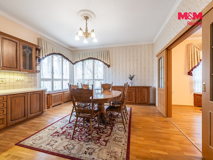 Prodej domu, 300 m² (22 z 30)