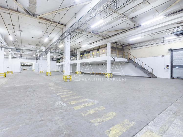 Gewerbefläche zur Miete, 6.421 m² (7 von 23)