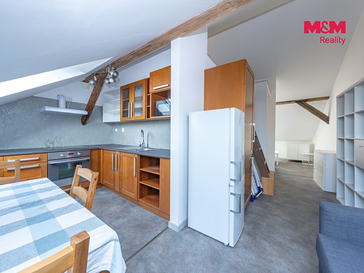 Prodej komerčního prostoru, 336 m² (11 z 30)