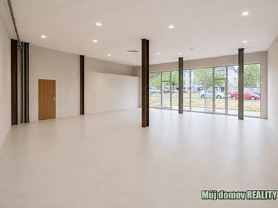 Комерційне приміщення в оренду, 154 м² (2 з 4)