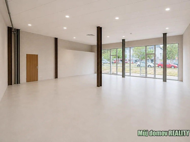Комерційне приміщення в оренду, 154 м² (2 з 4)