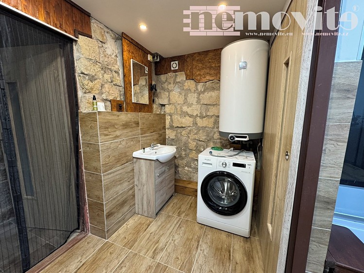 Prodej domu, 60 m² (9 z 18)