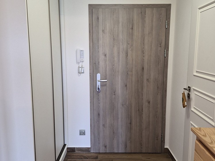 Квартира 3+kk в оренду, 89 м² (16 з 26)