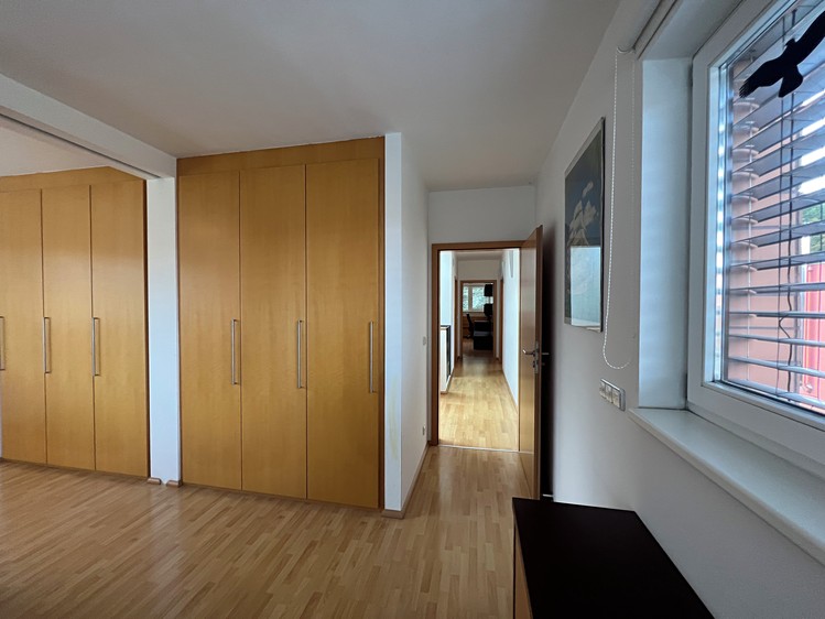Будинок на продаж, 283 м² (41 з 48)