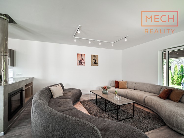 Prodej domu, 221 m² (9 z 32)