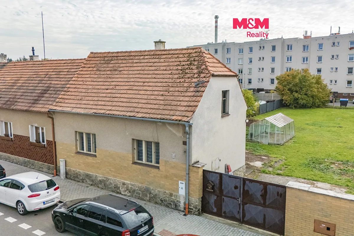 Prodej rodinného domu 72 m², pozemek 1006 m²
